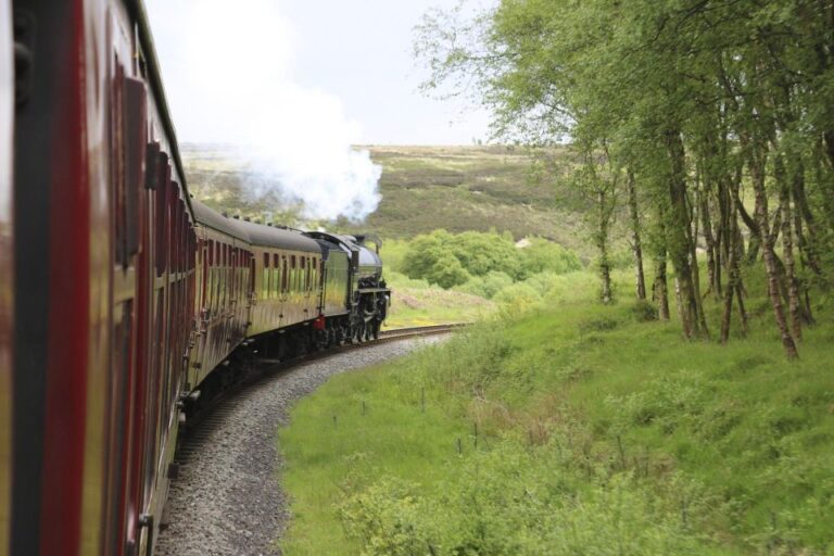 York & North Yorkshire Moors (interactive Guidebook) Explore Yorks Historic Landmarks