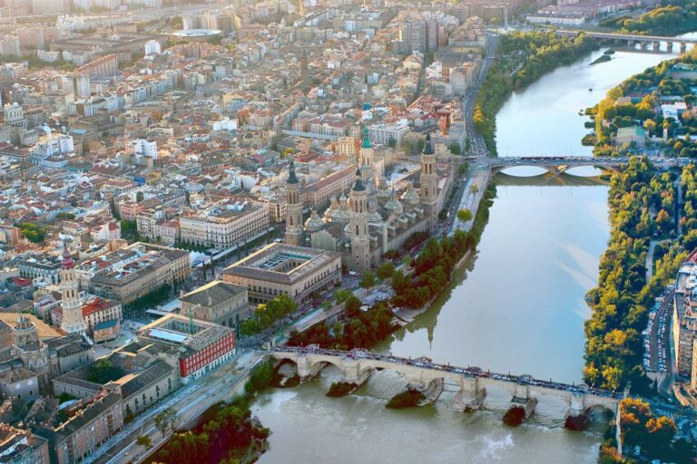 Zaragoza: Historical Tour Of The Old District With A Guide Highlights Of The Tour