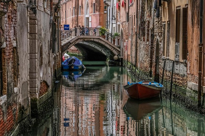 3 Hours Private Original Venice Photo Walk - Professional Photographer Guide