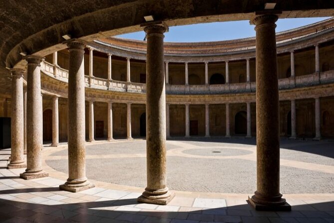 Alhambra: Tour With Nasrid Palaces. Admission Not Included - Inclusions