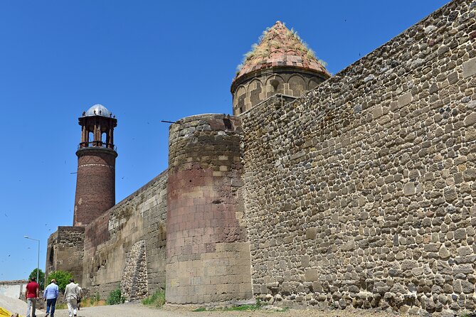 All-inclusive Private Guided Walking Tour of Erzurum City - Meeting and End Points