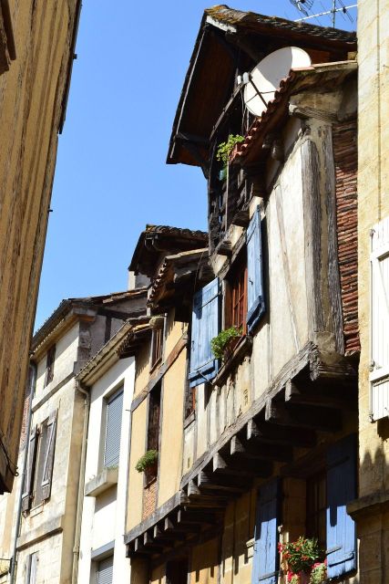 Bergerac: Private Guided Walking Tour - Duration and Cancellation Policy