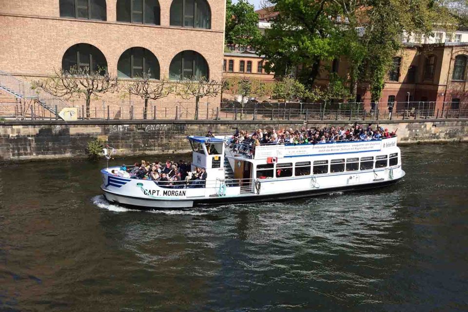 Berlin: Hop-On-Hop-Off Bus With Boat Cruise Option - Itinerary Highlights