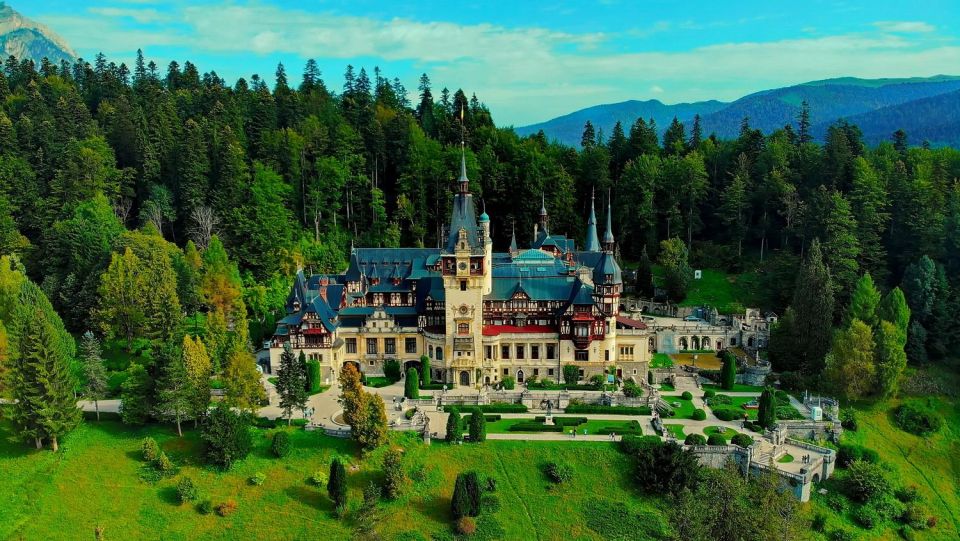 Bucharest - Peleș Castle - Dracula Castle - Black Church Brașov - Transportation and Guide