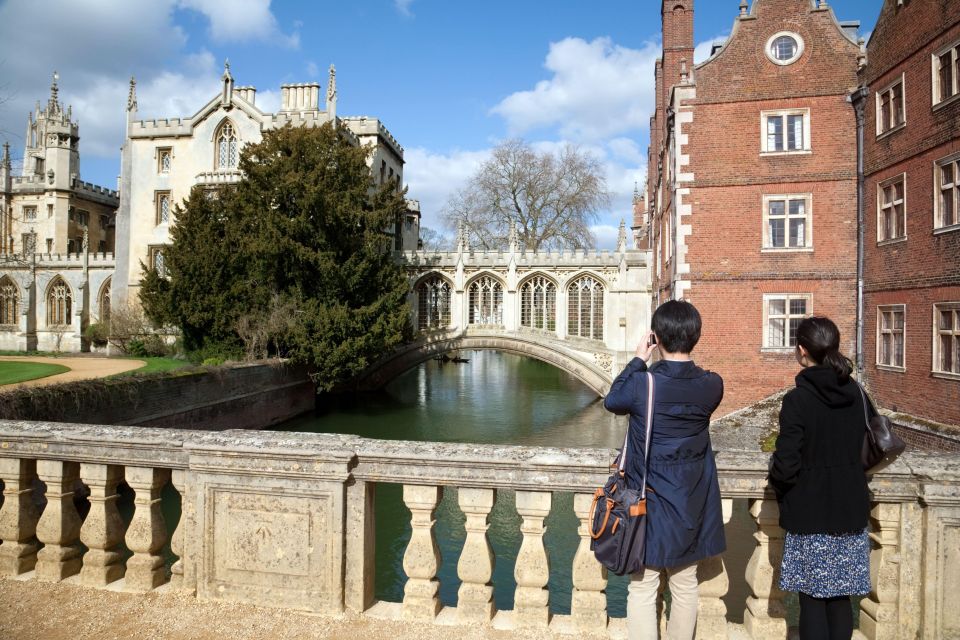 Cambridge Student-Guided Chinese Walking and English Punting - Walking Tour in Chinese