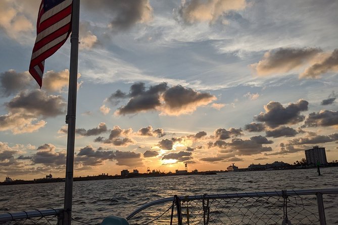 Champagne Sunset Cruise in Ft. Lauderdale - Experiencing the Fort Lauderdale Coastline