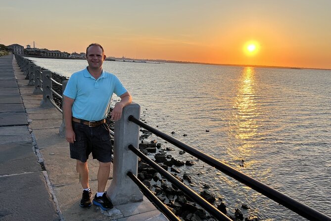 Charleston Historical Walking Tour With a Professor of History at the Citadel - Group Dynamics