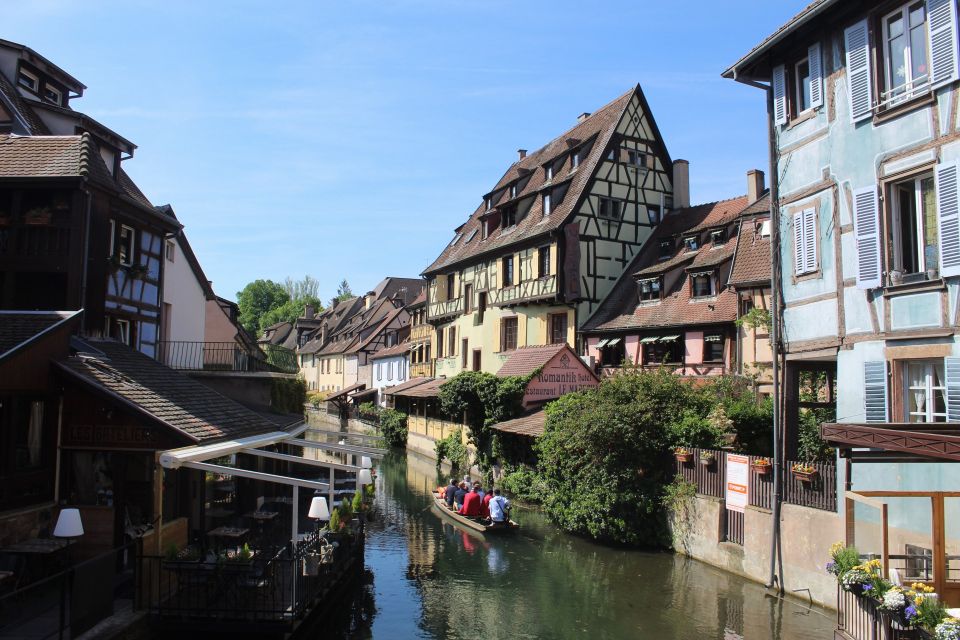 Colmar: Highlights Walking Tour and Wine Tasting - Admiring Colmars Architectural Gems