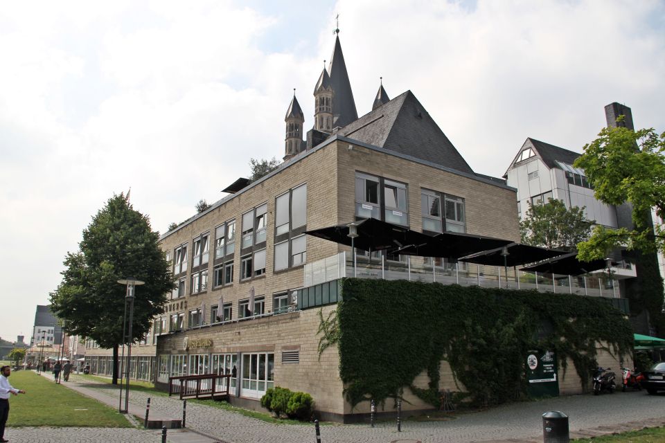 Cologne: Brewery Tour With Beer Tasting and Bread With Cheese - Tasting Colognes Kölsch Varieties