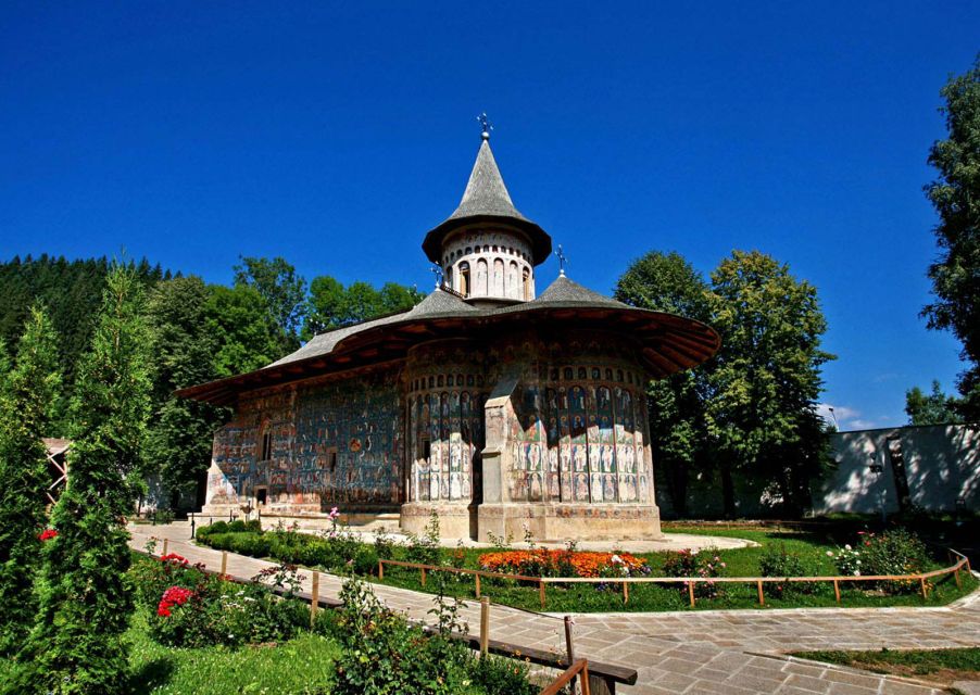 Day Trip to the UNESCO Painted Monasteries From Iasi - Itinerary Highlights