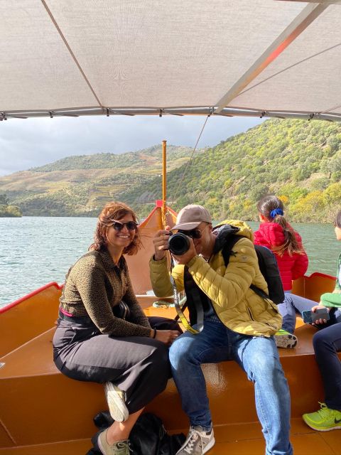 Douro Valley: 2 Vineyards, 1-Hour Cruise and Lunch - Intimate Winery Experiences