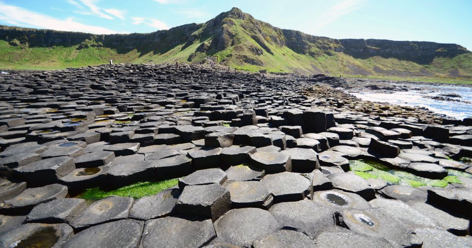 Dublin: Giants Causeway & Belfast (Titanic or Black Taxi) - Itinerary Highlights