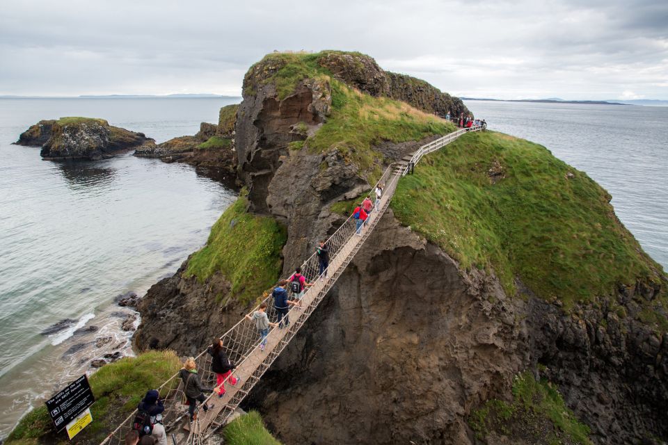 Dublin: Giants Causeway & Glens of Antrim Day Tour - Itinerary Highlights