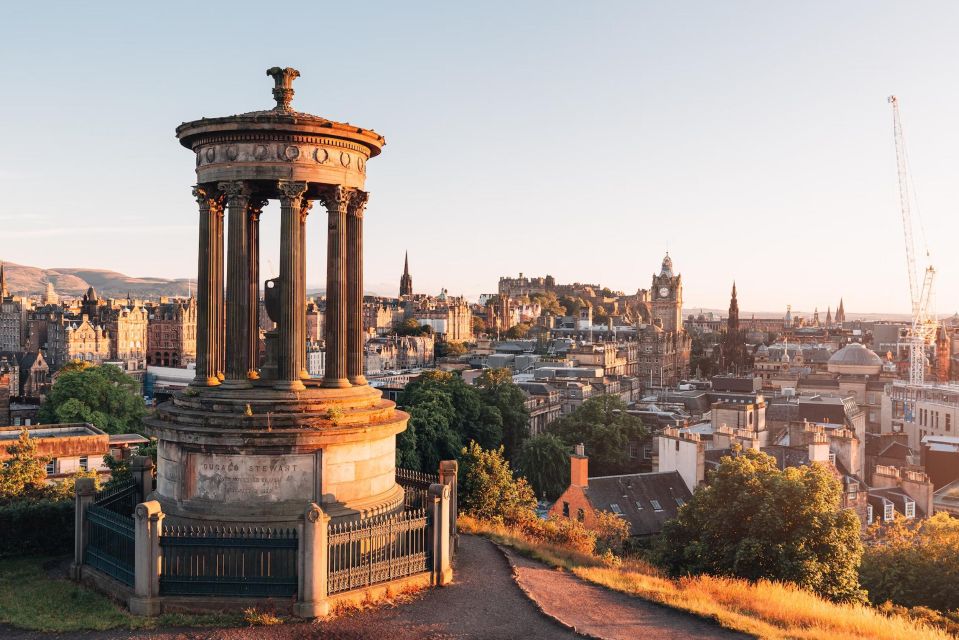 Edinburgh: Fun Team Building Interactive Treasure Hunt - Exploring Edinburghs Hidden Gems