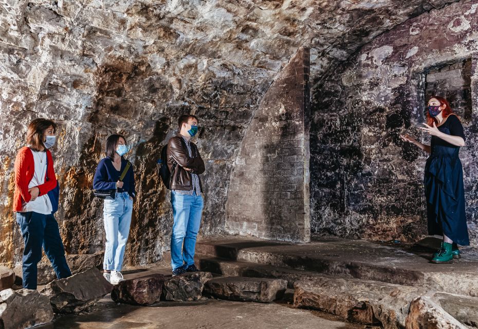 Edinburgh: Late-Night Underground Vaults Terror Tour - Haunting Ghost Stories