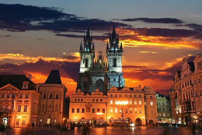 Evening View Walk in Prague - Highlights of the Evening Tour