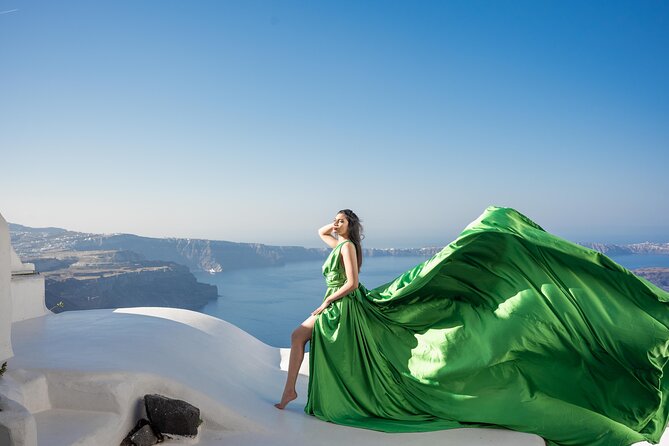 Flying Dress Photoshoot Tour in Santorini & Pick up - Photography Services