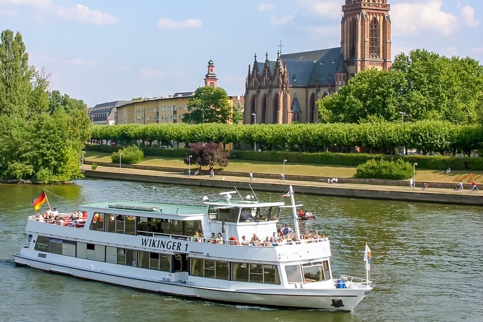 Frankfurt: River Main Sightseeing Cruise With Commentary - Frankfurts Towering Skyline