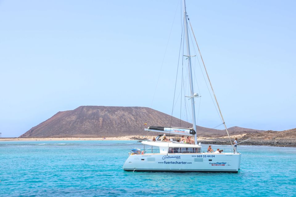 From Lanzarote: Lobos Island and Fuerteventura Day Cruise - Cruise Itinerary and Activities