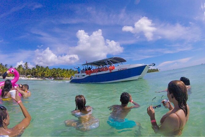 Full-Day Cruise of Isla Saona From Santo Domingo With Lunch - Included in the Package