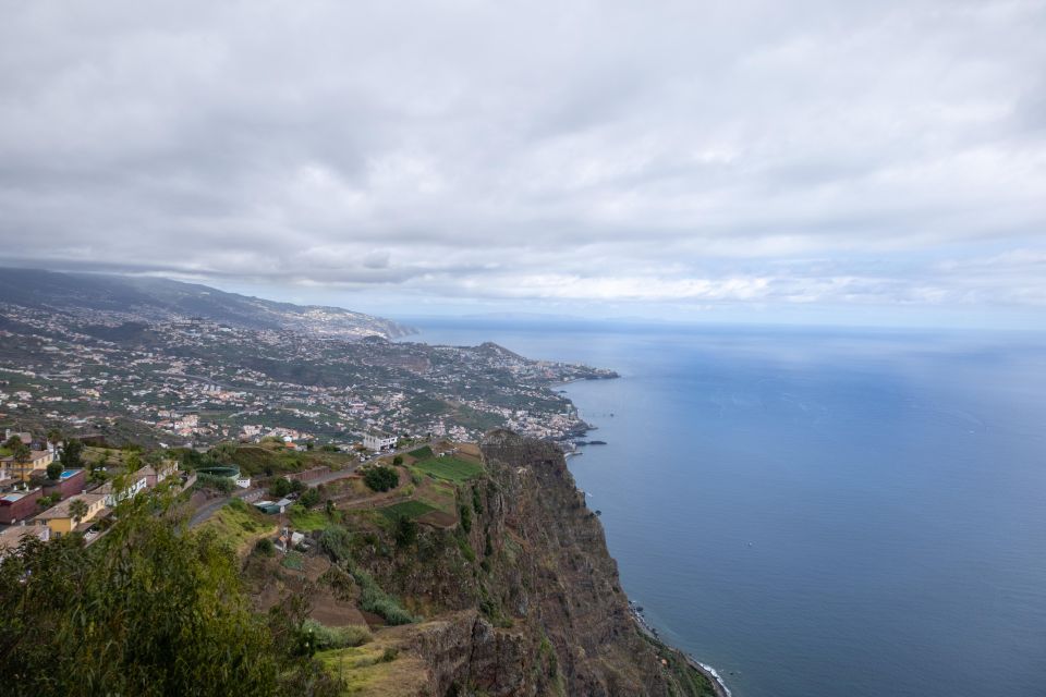 Funchal - Câmara De Lobos & Sky Walk Tuk Tuk Tour (2h30) - Live Tour Guide Options