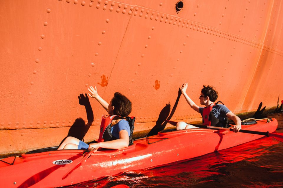 Gdansk: Guided Kayak Tour - Inclusions