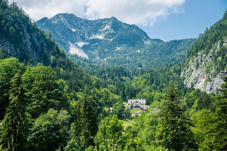 Gems of Hallstatt and Salt Mine: Private Tour From Salzburg - Exploring Hallstatts Cultural Heritage