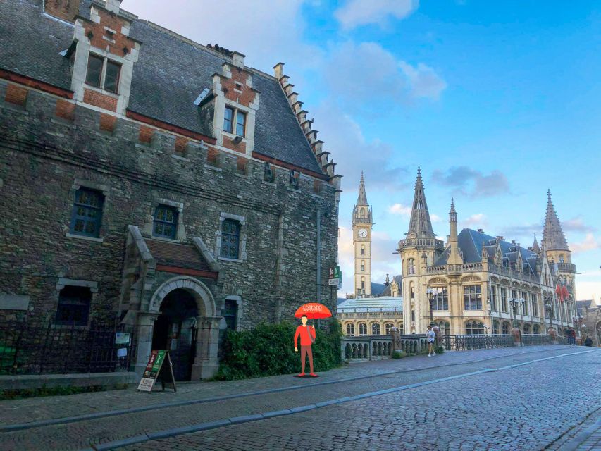 Ghent: Private Historical Highlights Walking Tour - Tour Experience