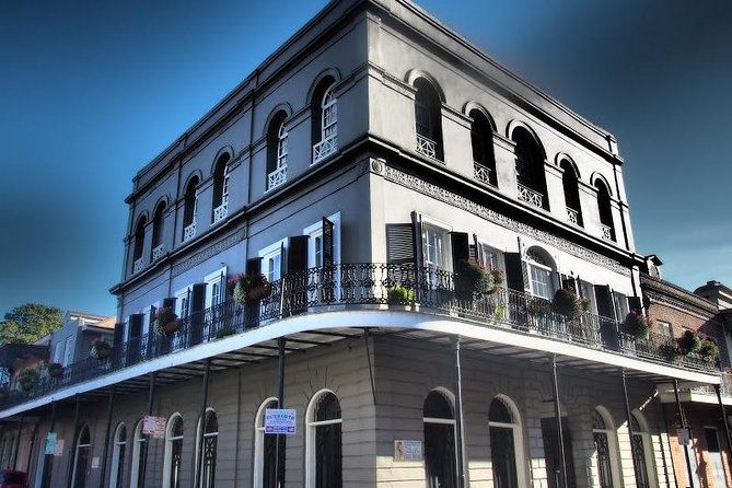 Ghost and Vampire Walking Tour Of The French Quarter - Tour Experience and Expectations