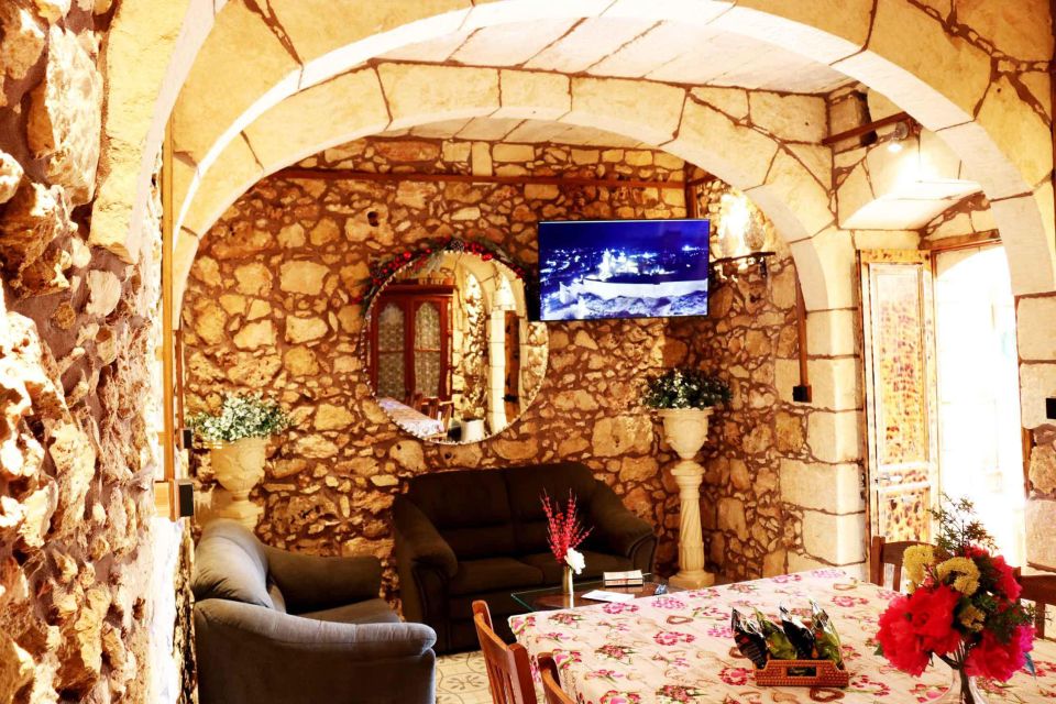 Gozo: Traditional and Local Breakfast in a Historic Building - Pricing and Reservation