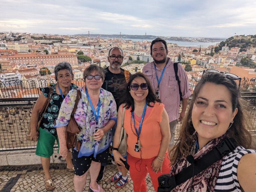 Historical Lisbon 2h Tuk Tuk Tour Adventure With Local Guide - Itinerary Highlights