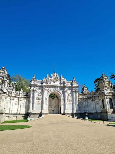 Istanbul: Dolmabahçe Palace Tour and Sunset Yacht Cruise - Sunset Yacht Cruise