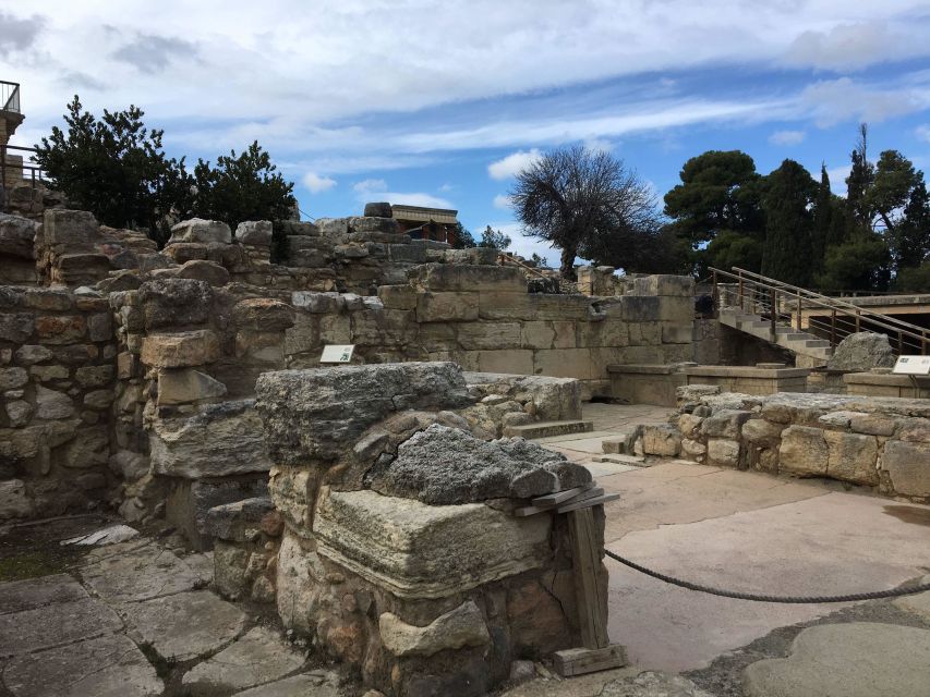 Knossos Palace & Archaeological Museum Private Tour - Itinerary and Experience