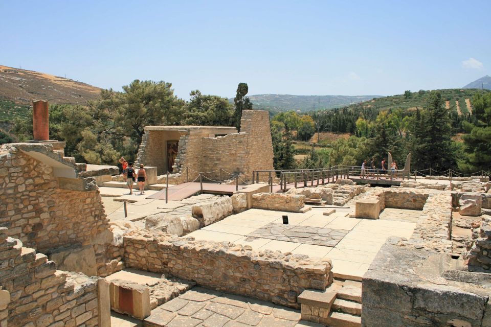 Knossos Palace & Heraklion Full-Day Tour From Chania Area - Inclusions and Costs