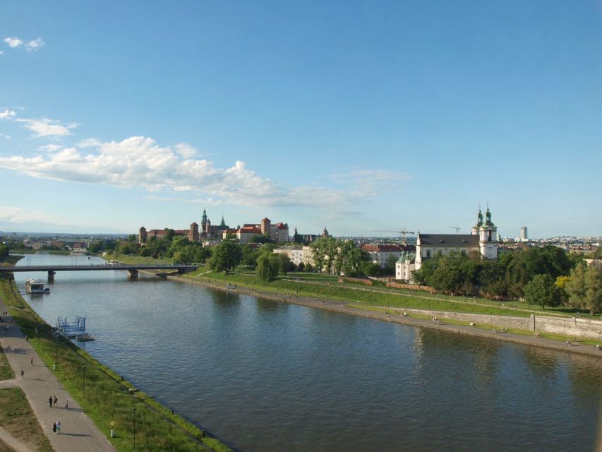 Krakow: Vistula River Cruise and Wieliczka Salt Mine Tour - Vistula River Cruise