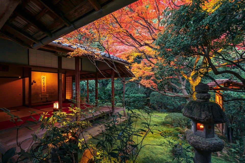 Kyoto Nighttime Zen Meditation Review - Group and Language Options