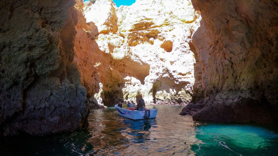 Lagos: Ponta Da Piedade Boat Tour With Local Guide - Tour Highlights