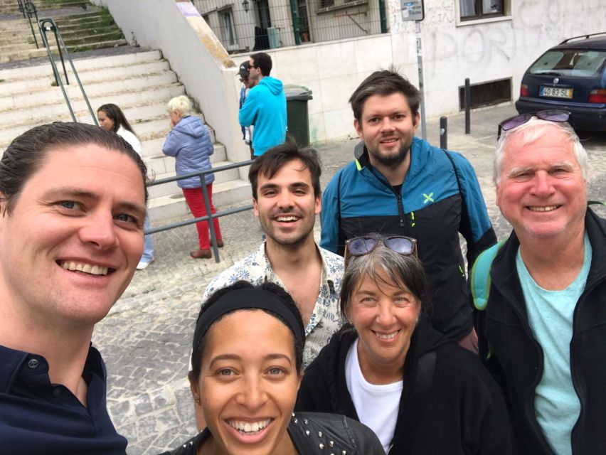 Lisbon: Moorish Quarter Free Walking Tour - Itinerary Highlights