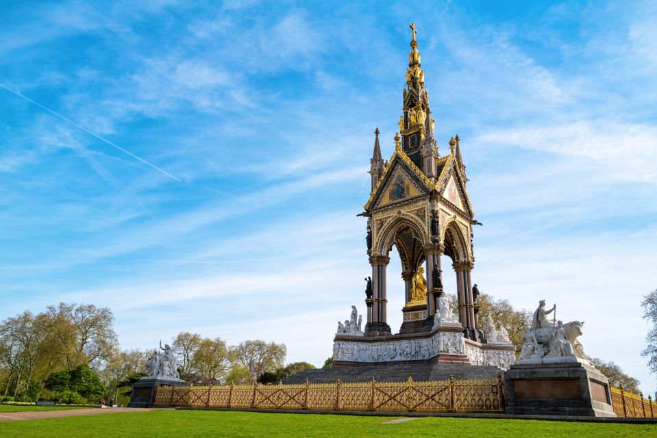 London Outdoor Escape Game: Queen & Freddie Mercury - Exploring Freddie Mercurys Footsteps