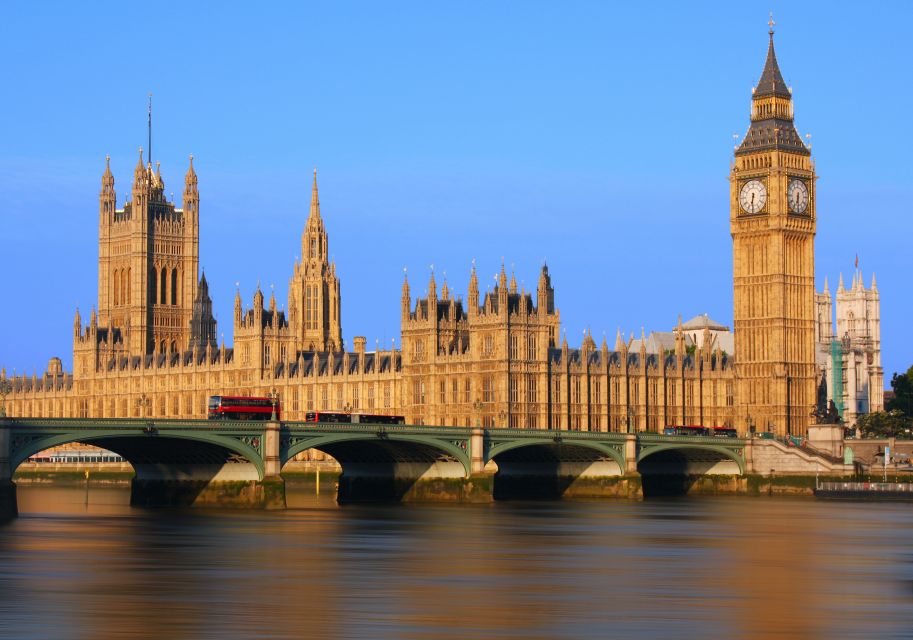 London: Royal Tour With Afternoon Tea at the Rubens - Iconic Sights Across the City