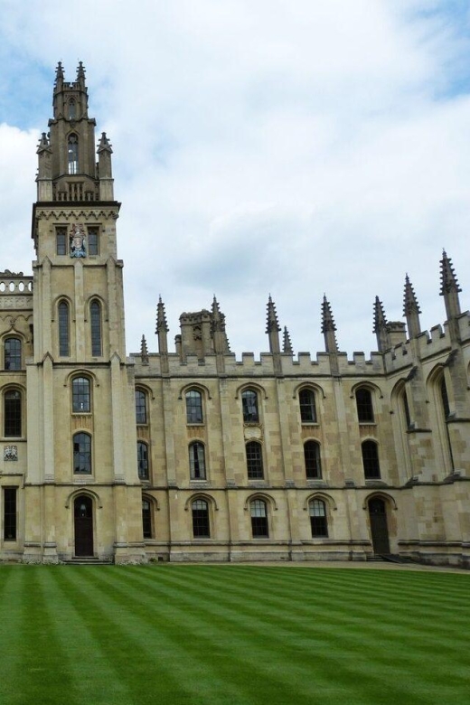 Majestic Oxford – Private Walking Tour for Couples - Captivating Architectural Marvels