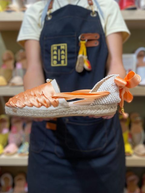 Make Authentic Espadrilles in Valencia - Materials and History