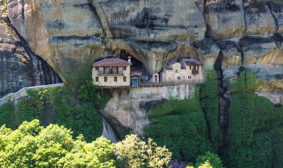 Meteora: Hiking Tour With a Local Guide and Monastery Visit - Itinerary Highlights