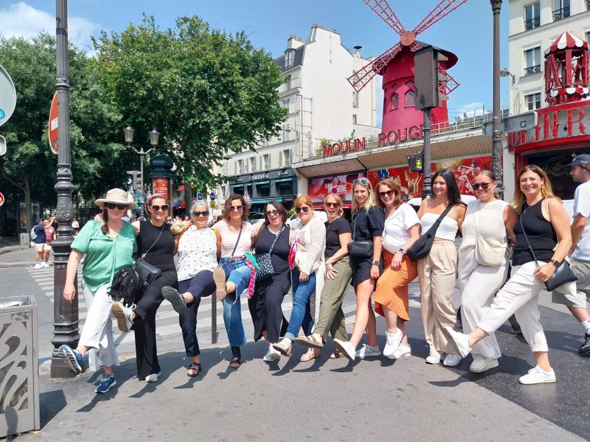 Montmatre Walking Tour: the Essential Highlights+ - Artists at La Place Du Tertre