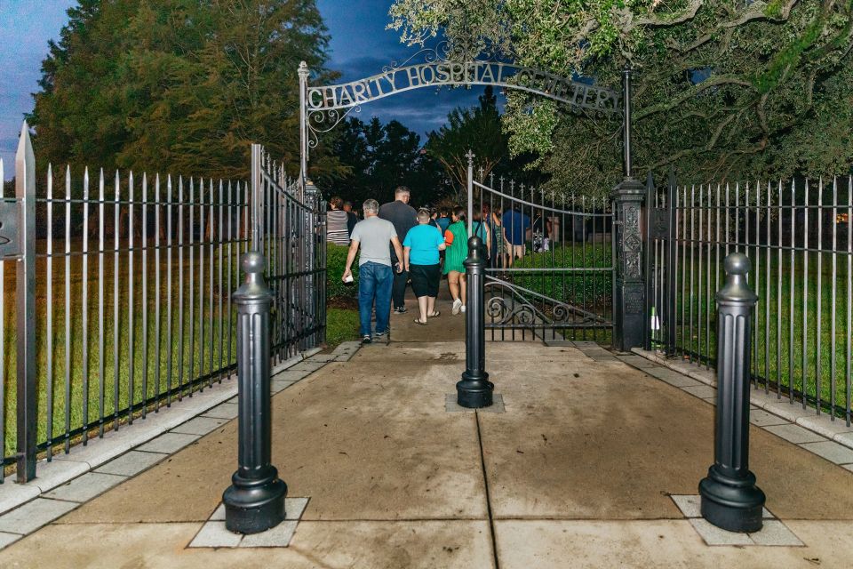 New Orleans: Dead of Night Ghosts and Cemetery Bus Tour - Experience Highlights