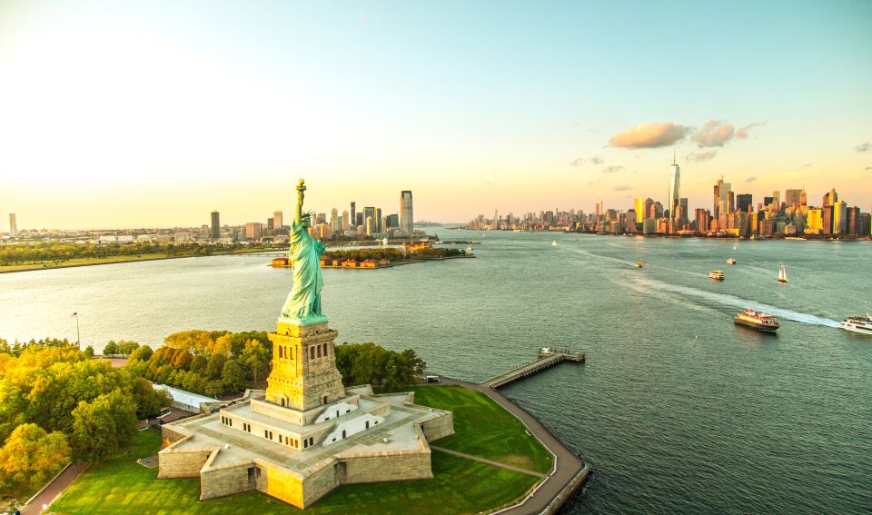 New York City: Guided Highlights Bus Tour and Ferry Ride - Activity Details