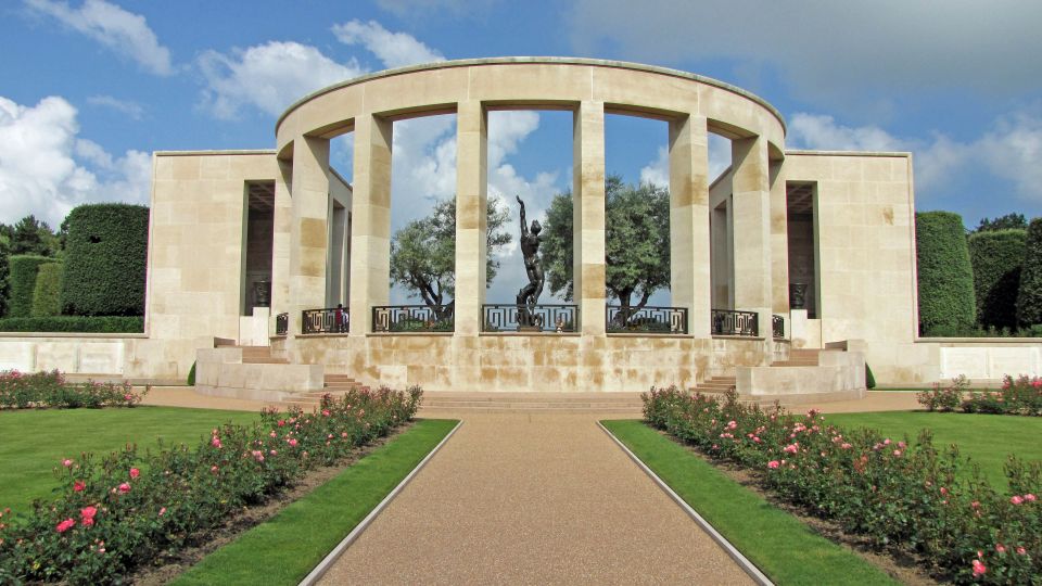 Normandy D-Day Beaches: Private Non-Guided Tour From Le Havre - Exploring Omaha Beach