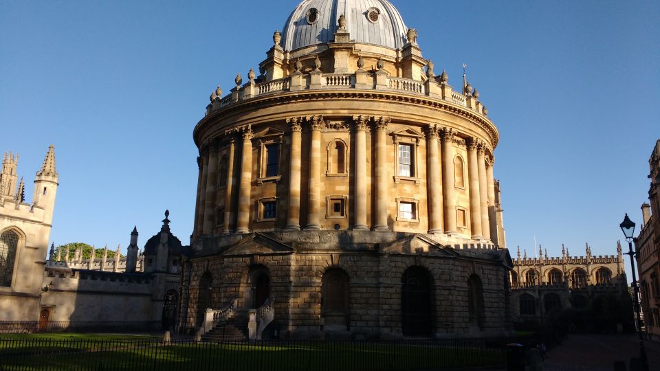 Oxford: Pre-Raphaelite Walking Tour With Exeter College - Key Highlights