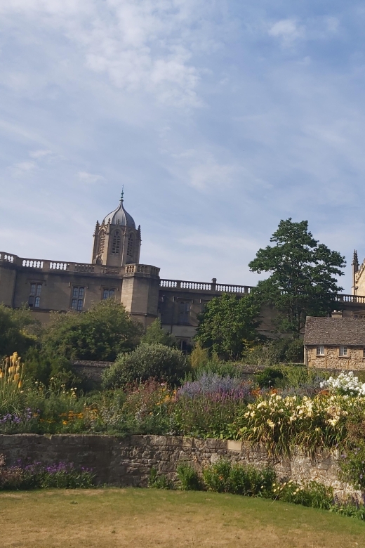 Oxford: Walking Tour - Exploring Oxford Universitys Architecture