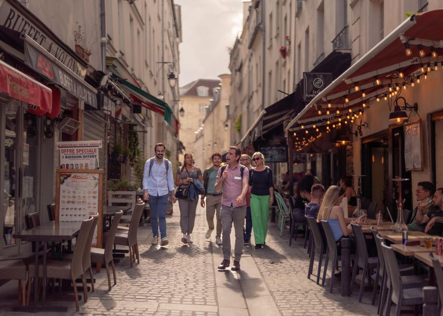 Paris: Iconic Neighborhoods Guided Walking Tour - Exploring Le Marais